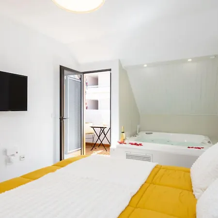 Global Deluxe Altemar 22047 Holiday home *
